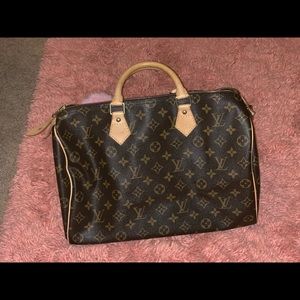 Louis Vuitton Speedy 30